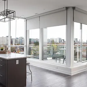 Liv Extended 4* Ottawa